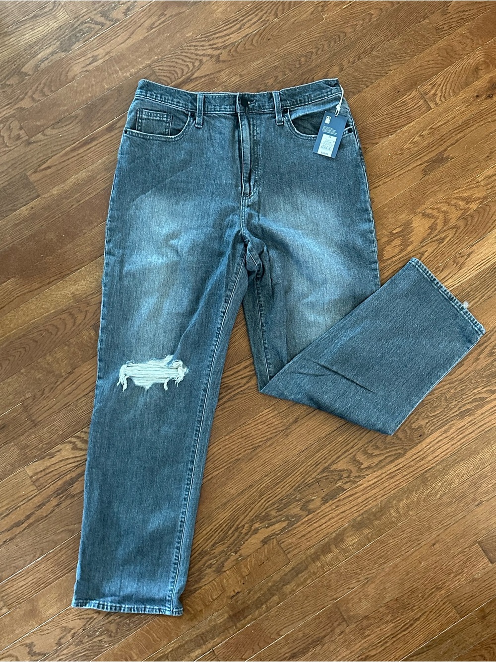 Universal Thread Grey Washed Straight Jeans with Knee Rip